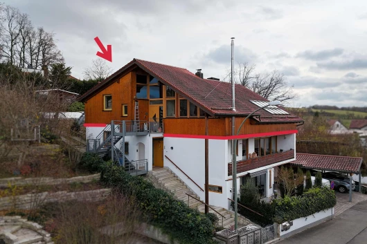 Exklusive Penthouse Wohnung mit Garten und Pool in Zeitlarn