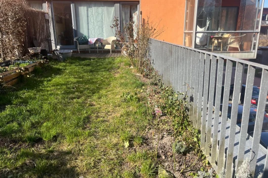 Gut geschnittene Eigentumswohnung mit 1 Tiefgaragenstellplatz in Regensburg