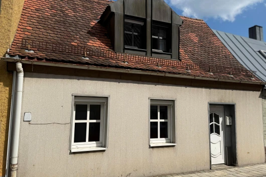 Schnuckeliges Reihenmittelhaus in zentraler Lage von Tirschenreuth