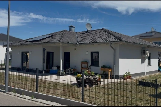 Attraktiver Bungalow mit Garten in Teublitz